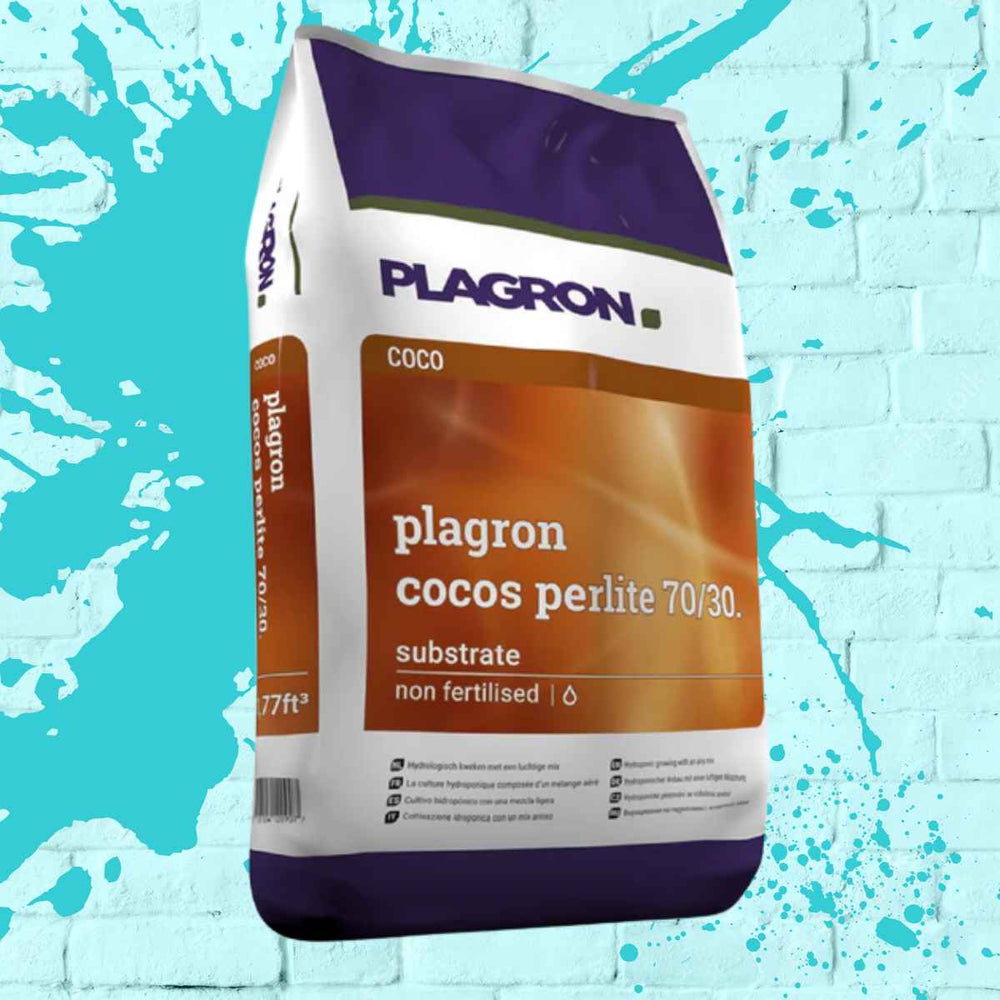 Plagron Cocos Perlite 70/30, a premium coco perlite mix ideal for planting, featuring a balanced 70% coconut fibre and 30% perlite.