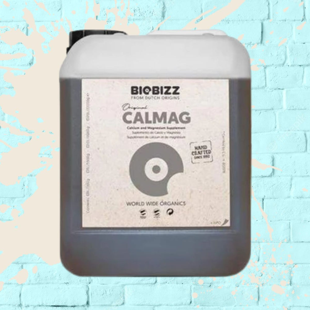
            
                Charger l&amp;#39;image dans la galerie, BioBizz CalMag 5 litre bottle 5L Cal Mag 5 liter Cal-MAg calcium magnesium
            
        